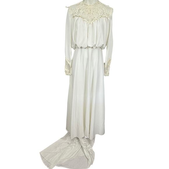 JC Penney Fashions Vintage Wedding Dress Train Long Sleeve Blouson Union  Tag M - threedaughtersproperties.com
